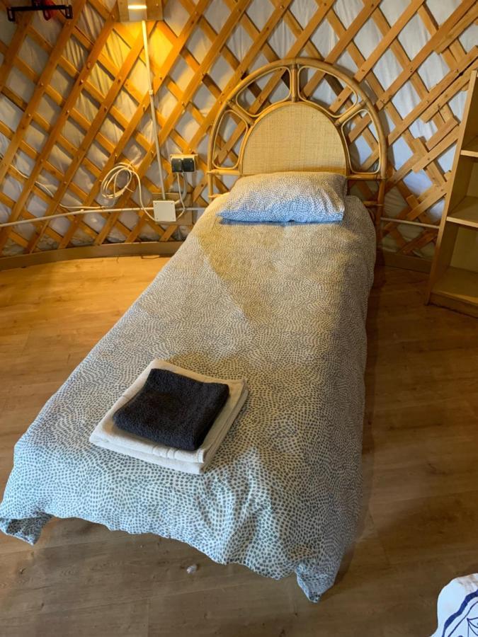 La Yurta De Gaia Villa San Lorenzo de El Escorial Eksteriør bilde
