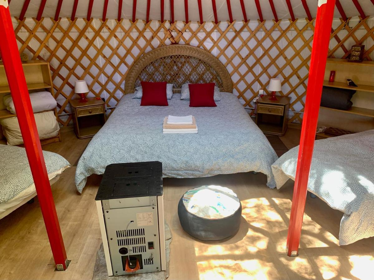 La Yurta De Gaia Villa San Lorenzo de El Escorial Eksteriør bilde