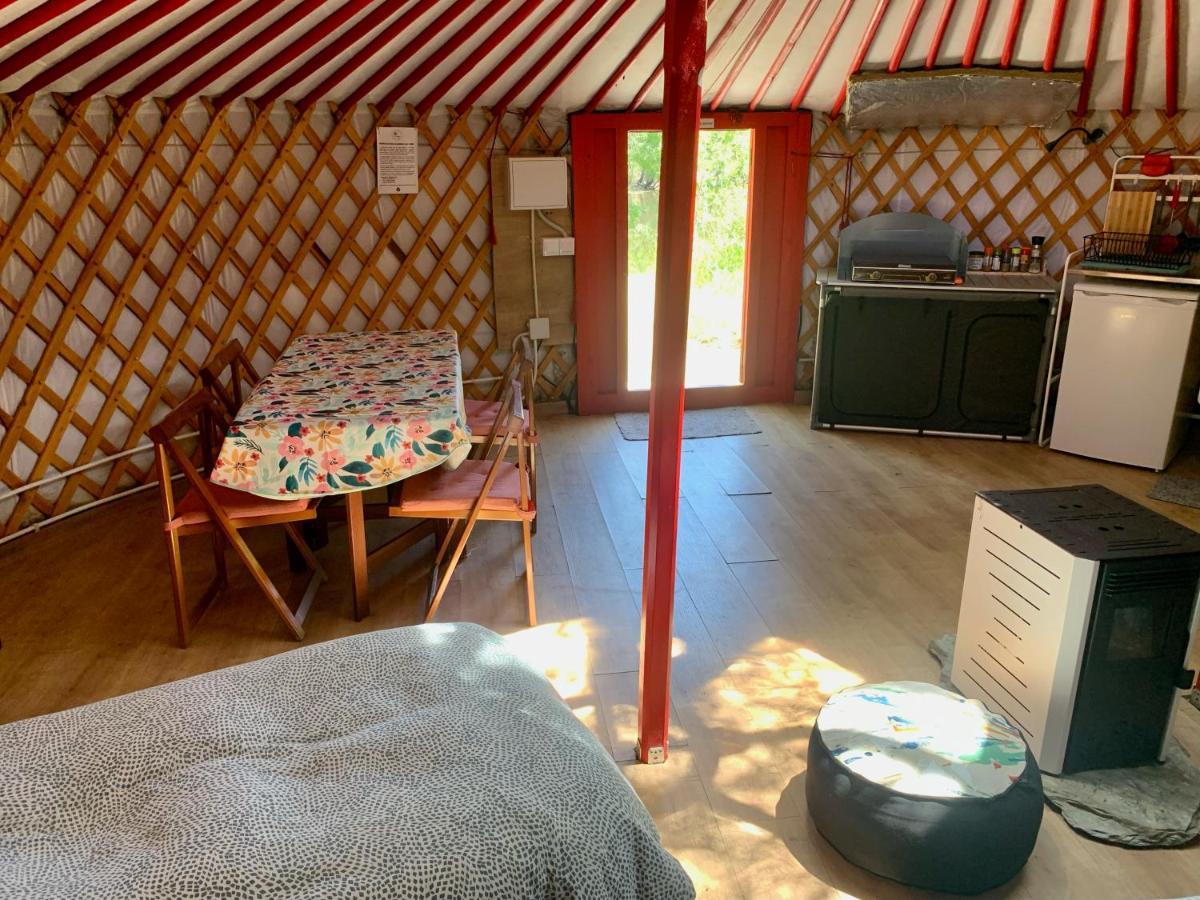 La Yurta De Gaia Villa San Lorenzo de El Escorial Eksteriør bilde